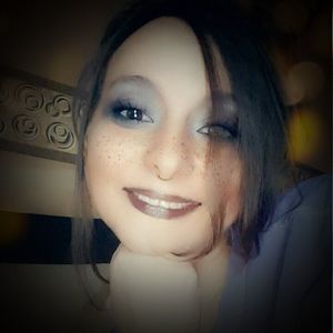 Meet your Posher, Tonya